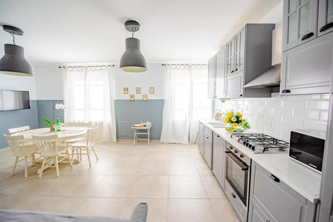 Beach Apartment In The Center San Remo 0*,