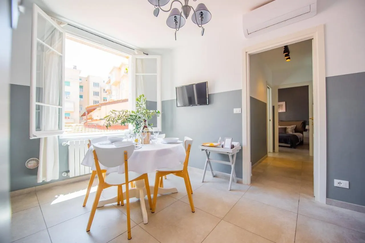 Beach Apartment In The Center San Remo